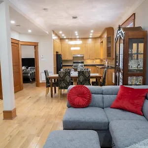  Appartement Chic 2br In Little Italy 2mins To Metro
