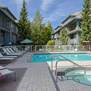 glacier-lodge-resort.hotels-of-whistler.com/