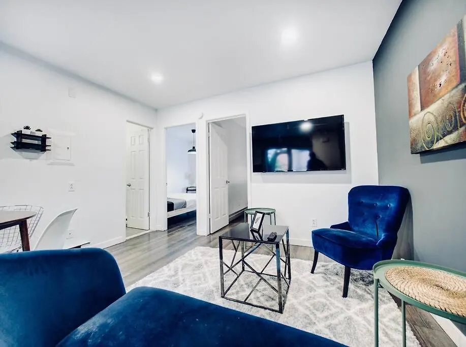 Charming 2 Bd Condo Griffintown Montréal Appartamento